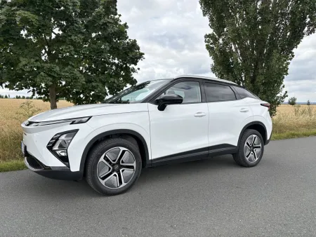 test-omoda-5-ev-premium-elektromobil-2025-31