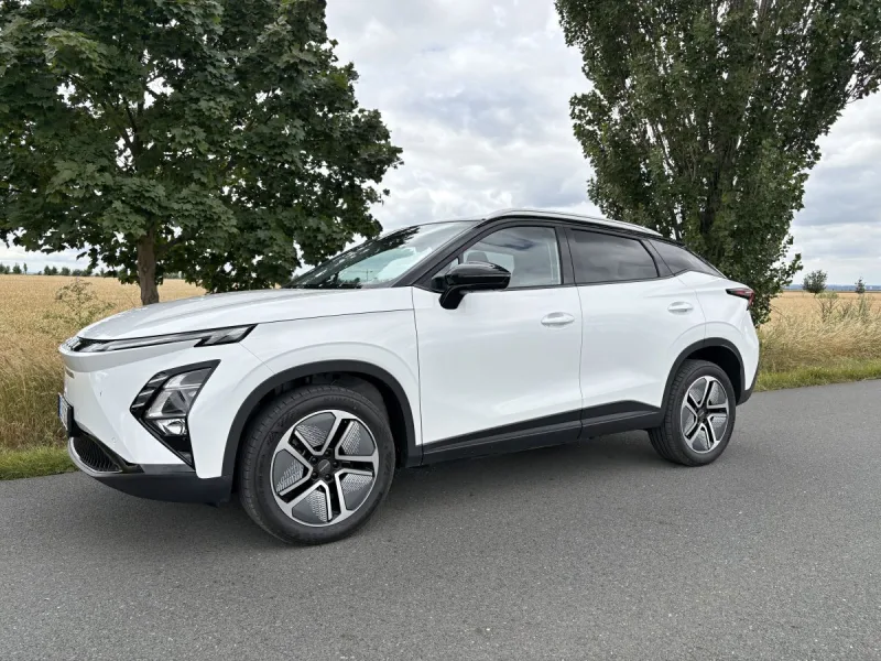 test-omoda-5-ev-premium-elektromobil-2025-31