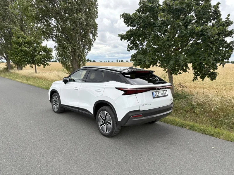 test-omoda-5-ev-premium-elektromobil-2025-32