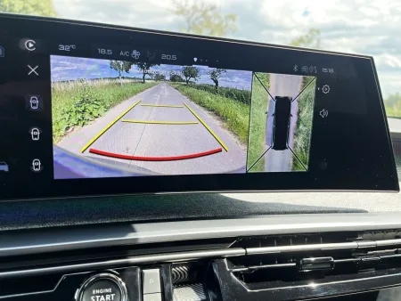 test-peugeot-5008-gt-hybrid-145-e-dcs6-2025-16