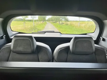 test-peugeot-5008-gt-hybrid-145-e-dcs6-2025-25