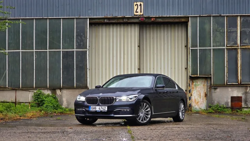 test-ojetiny-bmw-730d-2016-20