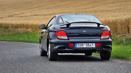 test-ojetiny-hyundai-coupe-16-16v-6