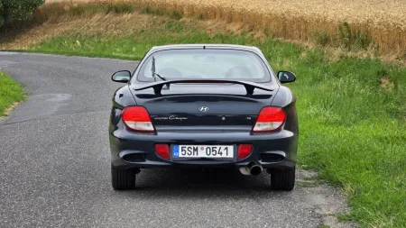 test-ojetiny-hyundai-coupe-16-16v-7