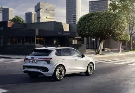 2025-audi_q3-9