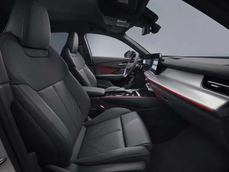 2026-audi_q3-interier-3