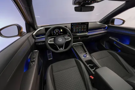 2026-volkswagen-t-roc-4