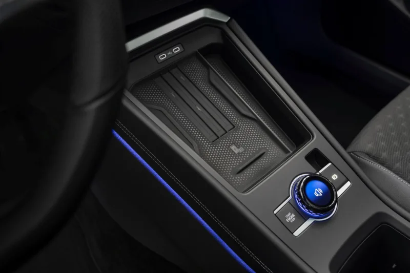 2026-volkswagen-t-roc-5