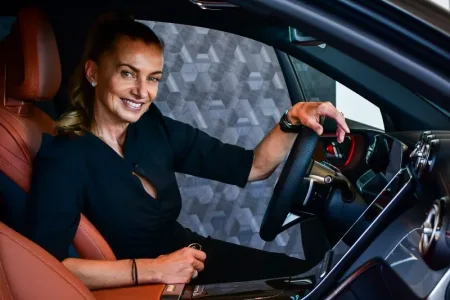 alice_bendova-nove_auto-mercedes-benz_glc-mototechna