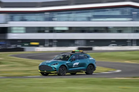 aston-martin-dbx707-fia-medical-car