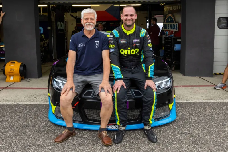 petr_pavel-martin_doubek-nascar
