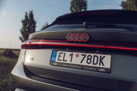 test-audi-a6-avant-e-tron-quattro-elektromobil-2025-12