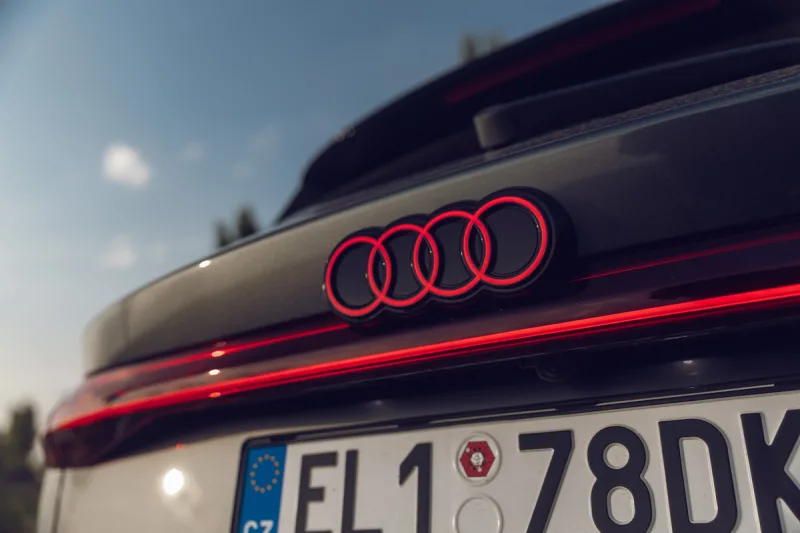 test-audi-a6-avant-e-tron-quattro-elektromobil-2025-13