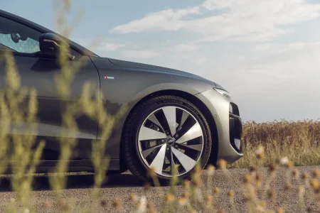 test-audi-a6-avant-e-tron-quattro-elektromobil-2025-15