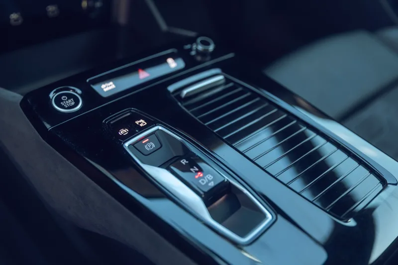 test-audi-a6-avant-e-tron-quattro-elektromobil-2025-23