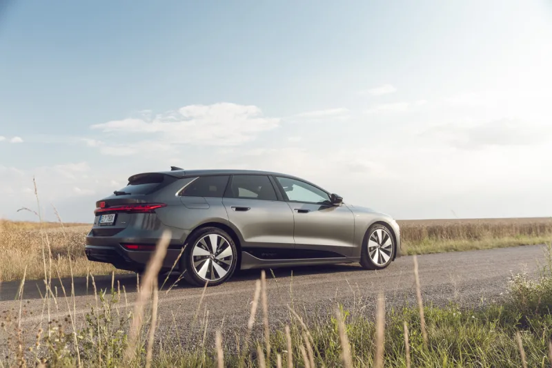 test-audi-a6-avant-e-tron-quattro-elektromobil-2025-4