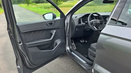 test-cupra-ateca-15-tsi-dsg-2025-15