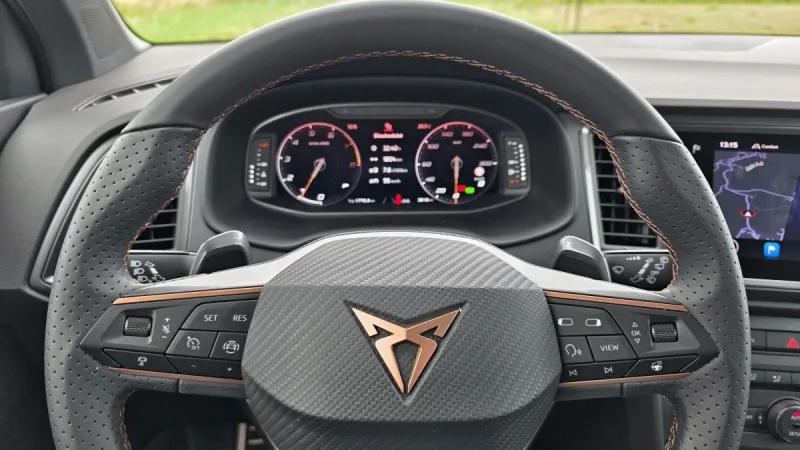 test-cupra-ateca-15-tsi-dsg-2025-18