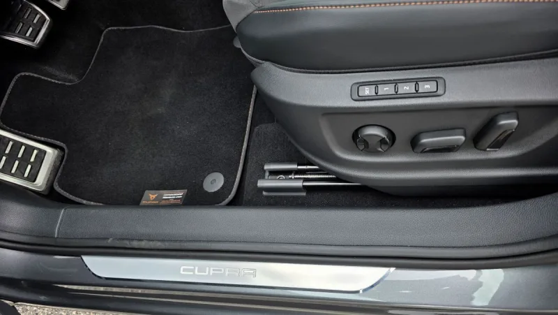 test-cupra-ateca-15-tsi-dsg-2025-23