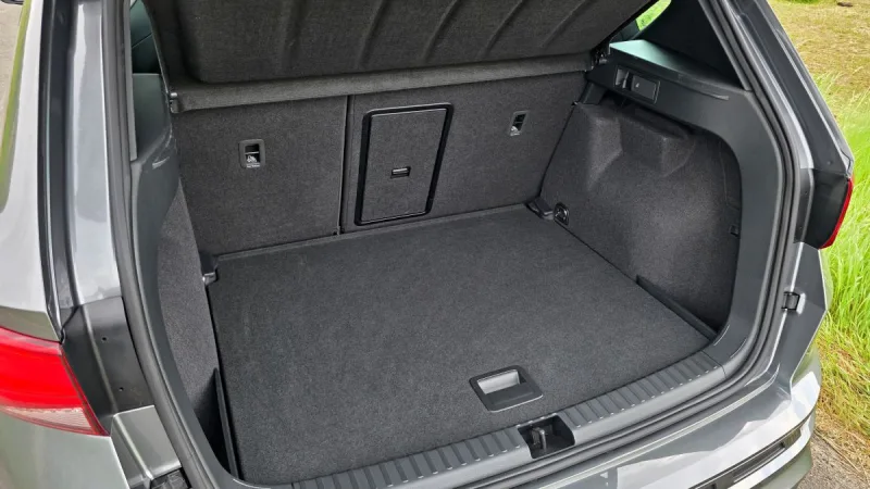test-cupra-ateca-15-tsi-dsg-2025-27