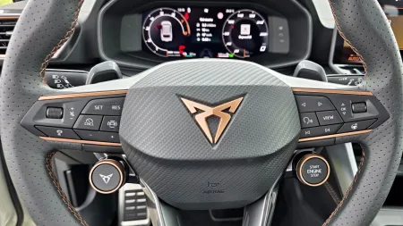 test-cupra-leon-sportstourer-e-hybrid-150-kw-plug-in-hybrid-2025-19