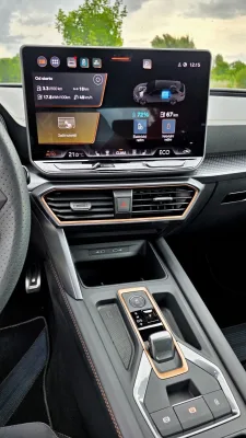 test-cupra-leon-sportstourer-e-hybrid-150-kw-plug-in-hybrid-2025-20