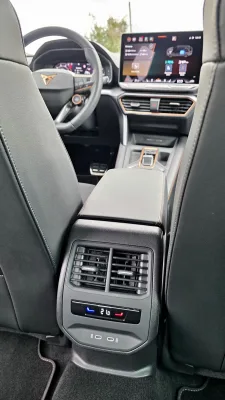test-cupra-leon-sportstourer-e-hybrid-150-kw-plug-in-hybrid-2025-23