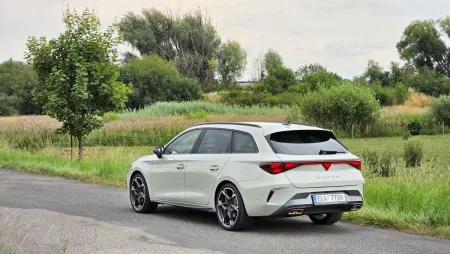 test-cupra-leon-sportstourer-e-hybrid-150-kw-plug-in-hybrid-2025-4