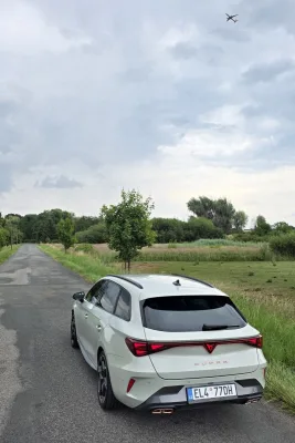 test-cupra-leon-sportstourer-e-hybrid-150-kw-plug-in-hybrid-2025-5