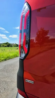 test-ford-tourneo-custom-phev-2025-14