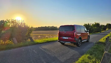 test-ford-tourneo-custom-phev-2025-2