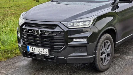 test-kgm-musso-grand-2-2-e-xdi-4wd-2025-9