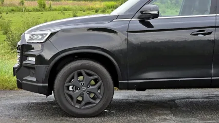 test-kgm-musso-grand-2-2-e-xdi-4wd-2025-10