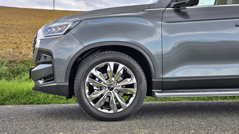 test-kgm-rexton-g4-2-2-e-xdi-2025-11