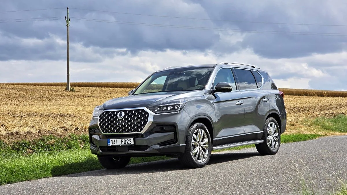 test-kgm-rexton-g4-2-2-e-xdi-2025-2