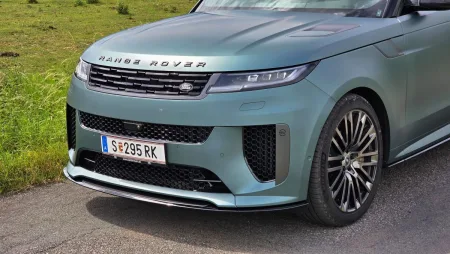 test-range-rover-sport-sv-gaea-curation-2025-11