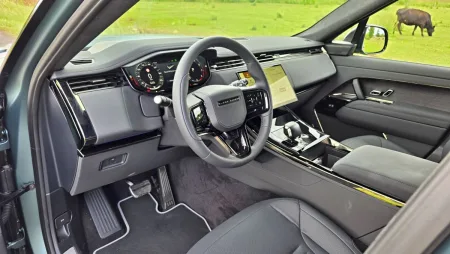 test-range-rover-sport-sv-gaea-curation-2025-22