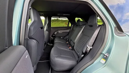 test-range-rover-sport-sv-gaea-curation-2025-32