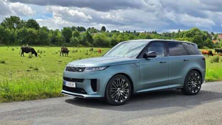 test-range-rover-sport-sv-gaea-curation-2025-5