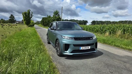 test-range-rover-sport-sv-gaea-curation-2025-10