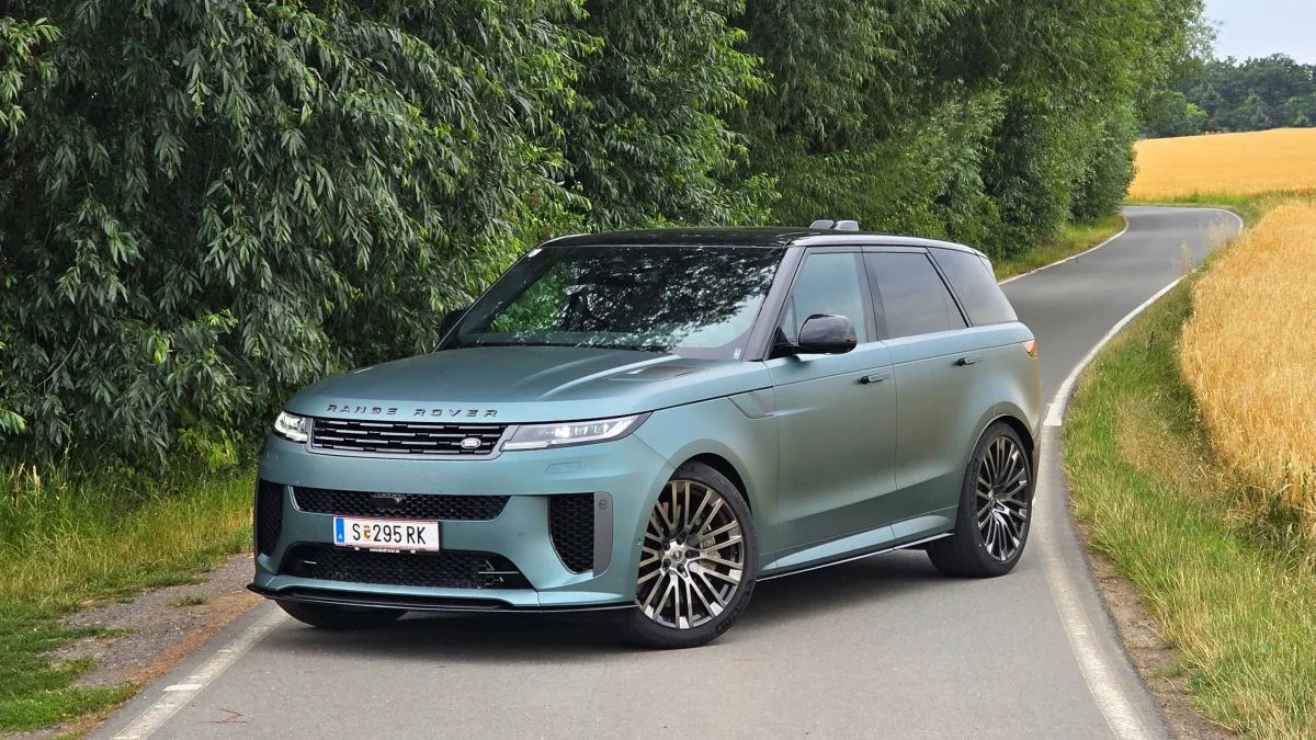 test-range-rover-sport-sv-gaea-curation-2025