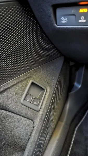 test-volkswagen-passat-r-line-people-1-5-tsi-ehybrid-200-kw-2025-14