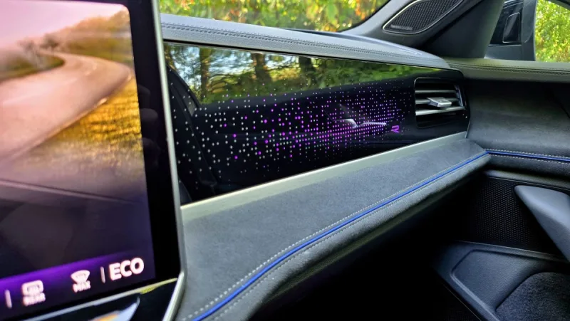 test-volkswagen-passat-r-line-people-1-5-tsi-ehybrid-200-kw-2025-20