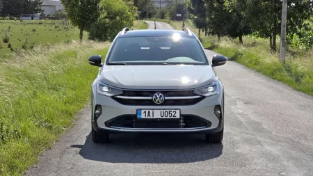 test-volkswagen-taigo-love-15-tsi-evo2-dsg-2025