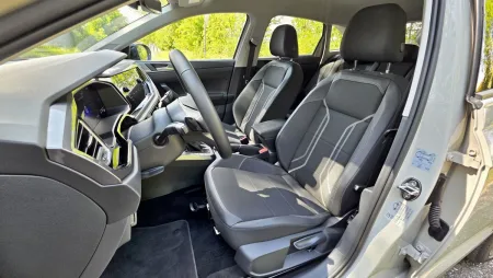 test-volkswagen-taigo-love-15-tsi-evo2-dsg-2025-25