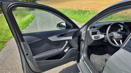 test-ojetiny-audi-a4-allroad-40-tdi-quattro-2023-15