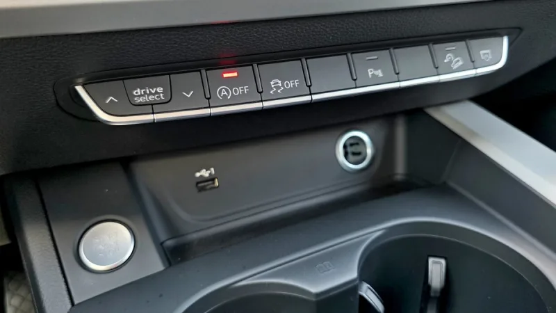 test-ojetiny-audi-a4-allroad-40-tdi-quattro-2023-21