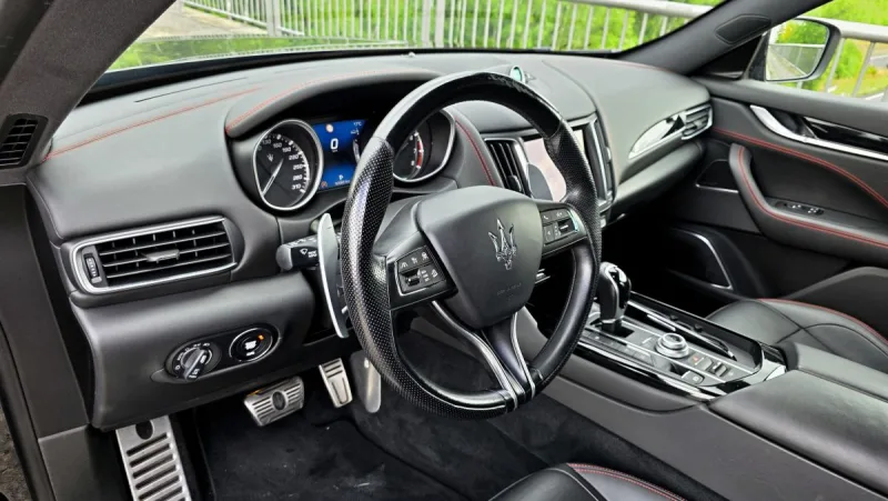 test-ojetiny-maserati-levante-sq4-2018-15