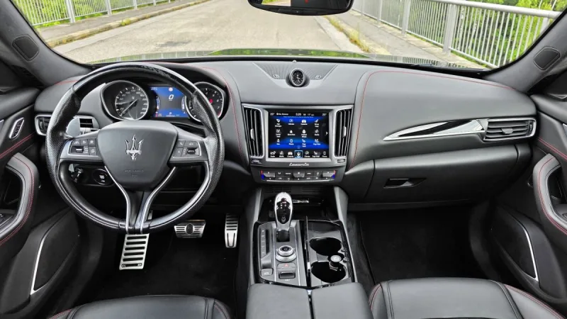 test-ojetiny-maserati-levante-sq4-2018-16