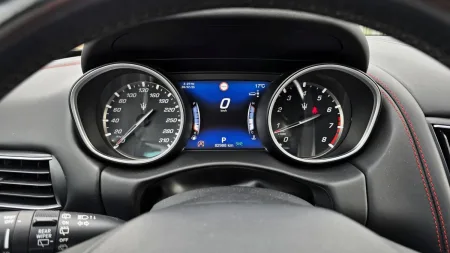 test-ojetiny-maserati-levante-sq4-2018-17